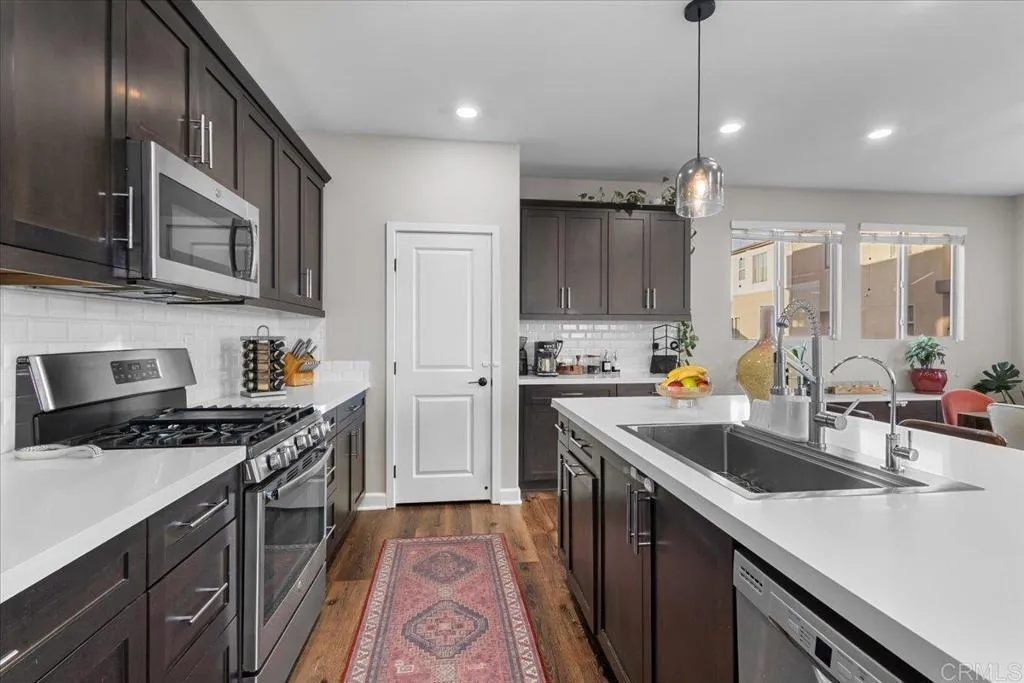 Photo #27: PTP2505448 Listing: Photo #27