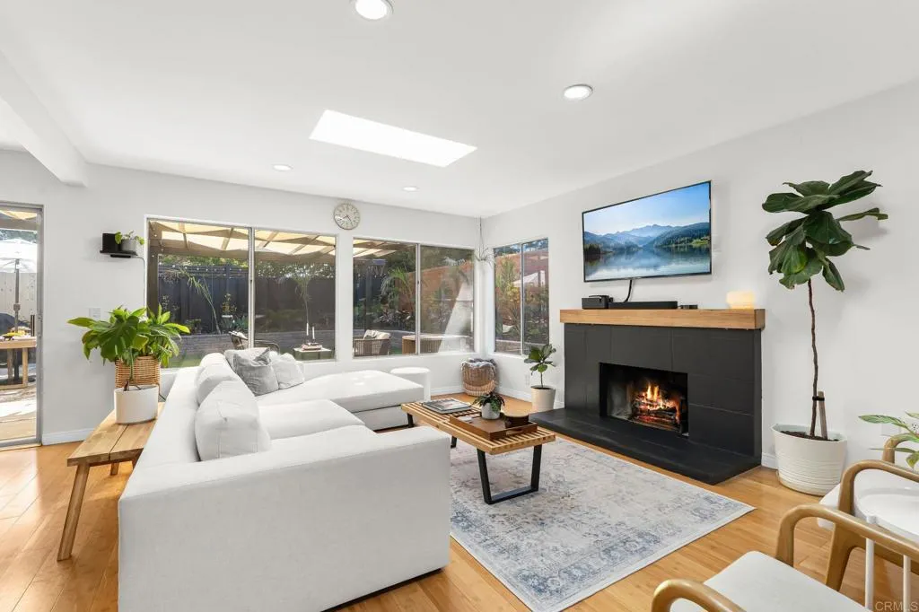 Photo #5: PTP2505449 Listing 
