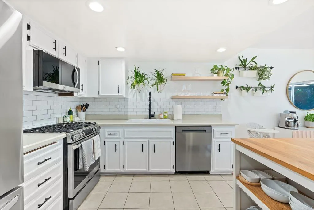 Photo #11: PTP2505449 Listing: Photo #11