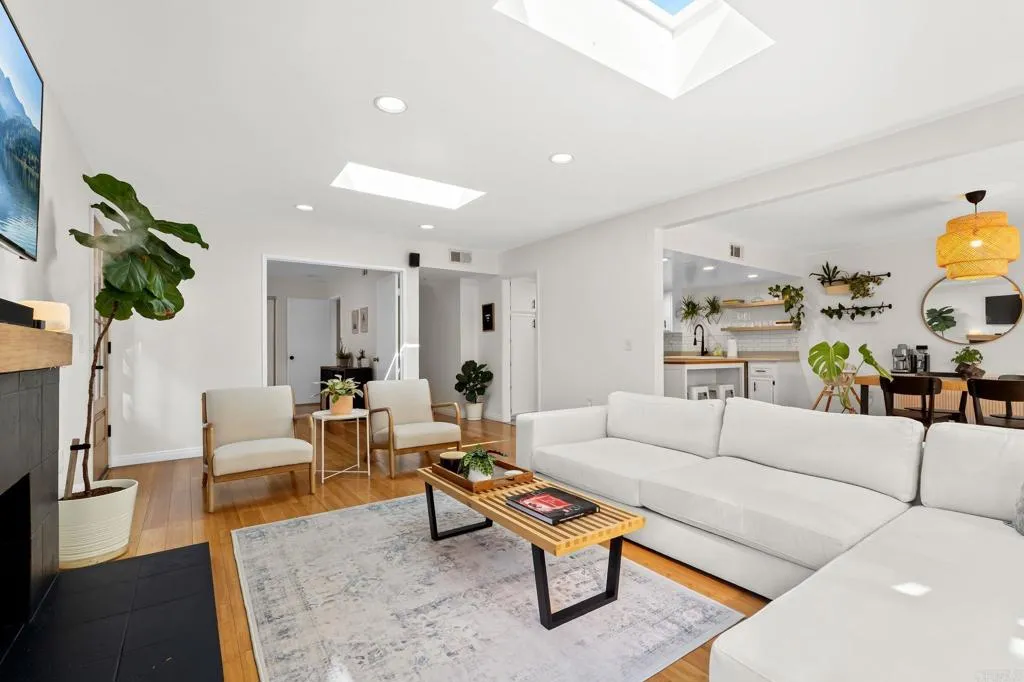 Photo #9: PTP2505449 Listing: Photo #9