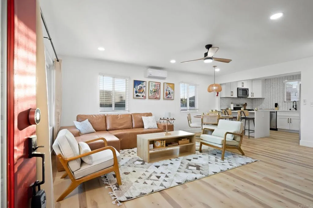 https://cdn.realtyfeed.com/cdn/127/306495769/6ae419217cbc5a4e9be9b119a8eeb022.webp