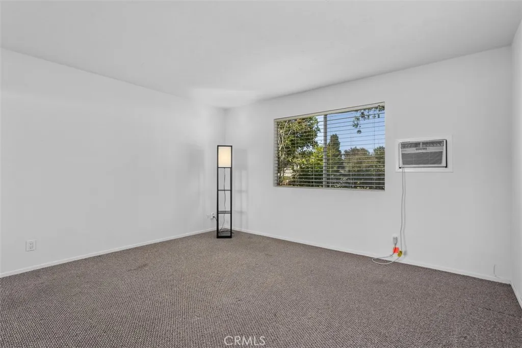 Photo #25: OC25161455 Listing: Photo #25