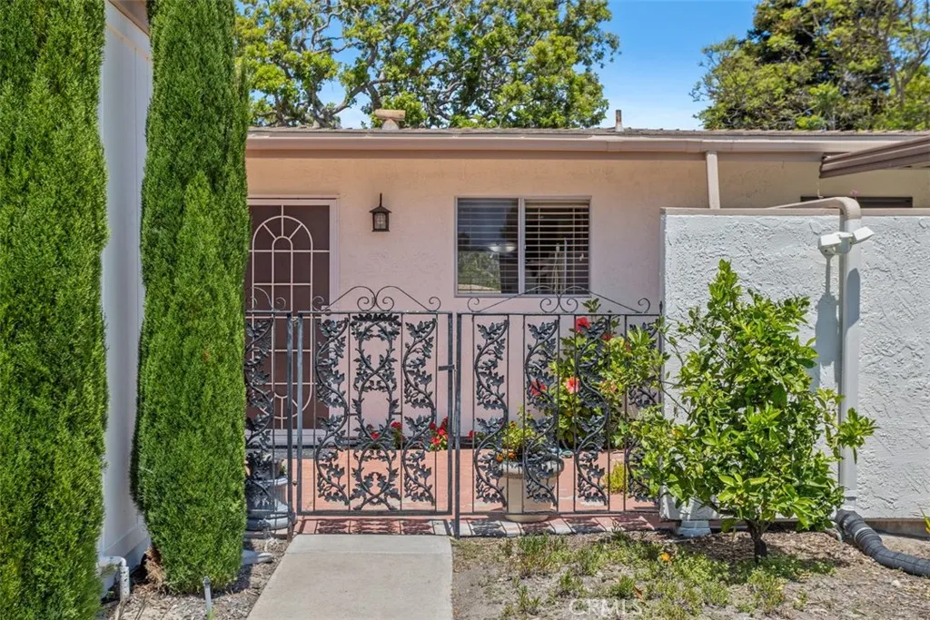 MLS: OC25161455 Condo For Sale