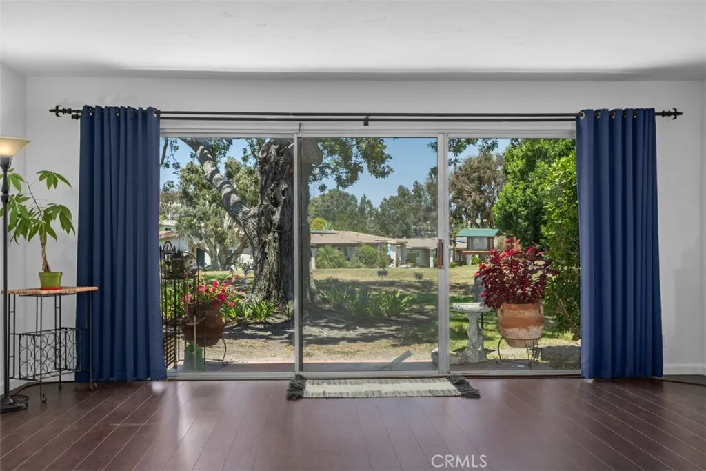 Photo #17: OC25161455 Listing: Photo #17