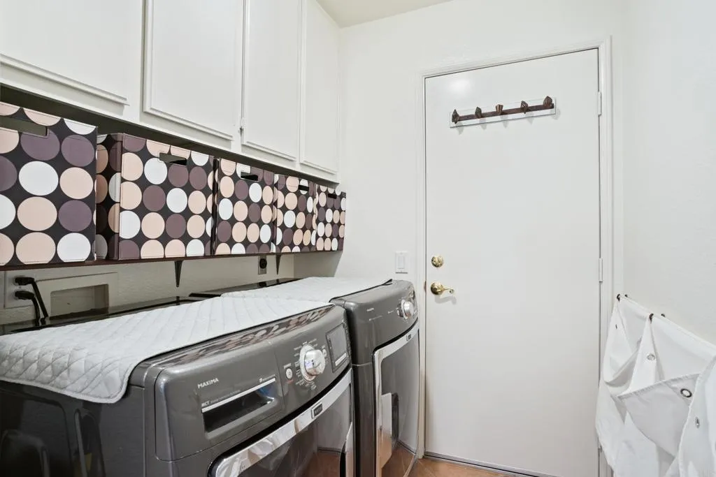 https://cdn.realtyfeed.com/cdn/127/306495867/ca17c5cec4f7a880959d64b21bb32f49.webp