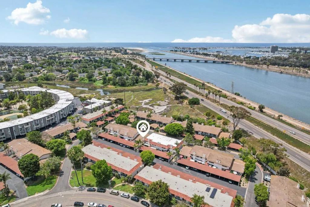 https://cdn.realtyfeed.com/cdn/127/306495926/29c0589dcc469cc24088f04fea2eba87.webp