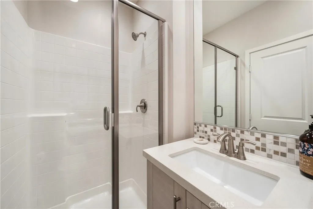 Photo #20: SW25160840 Listing: Photo #20
