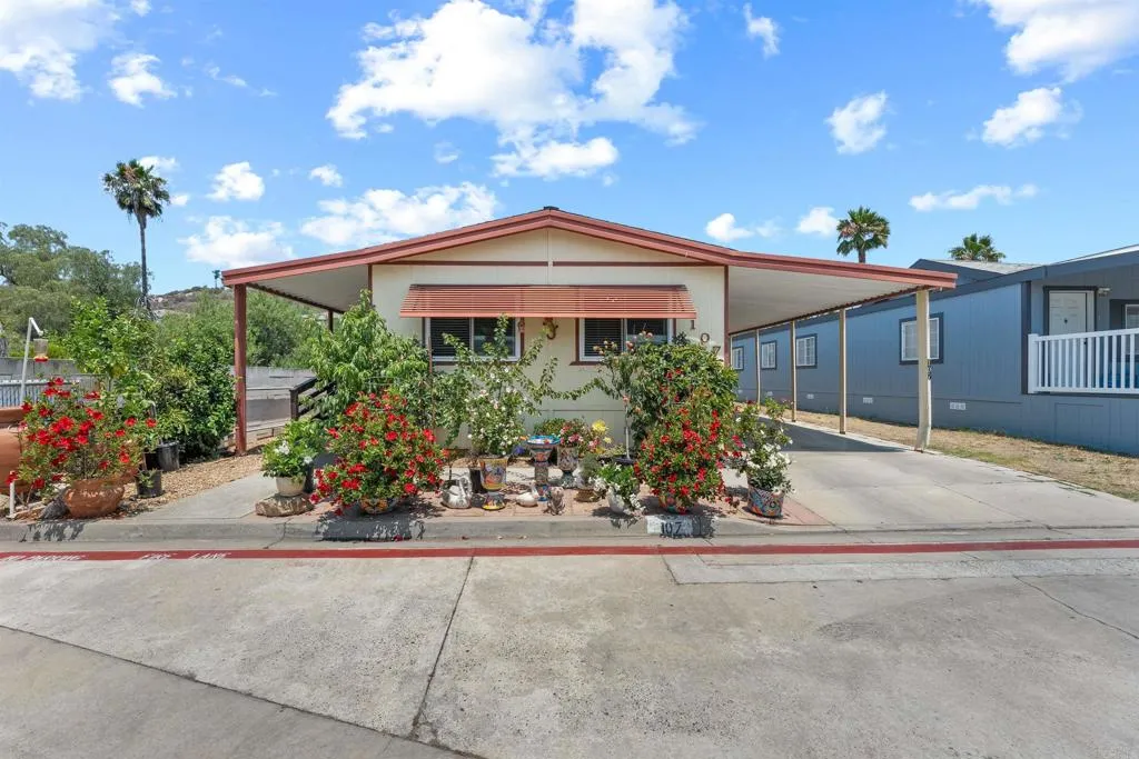 https://cdn.realtyfeed.com/cdn/127/306495983/1e7d2b0fad597da4b587077bb4c17a23.webp