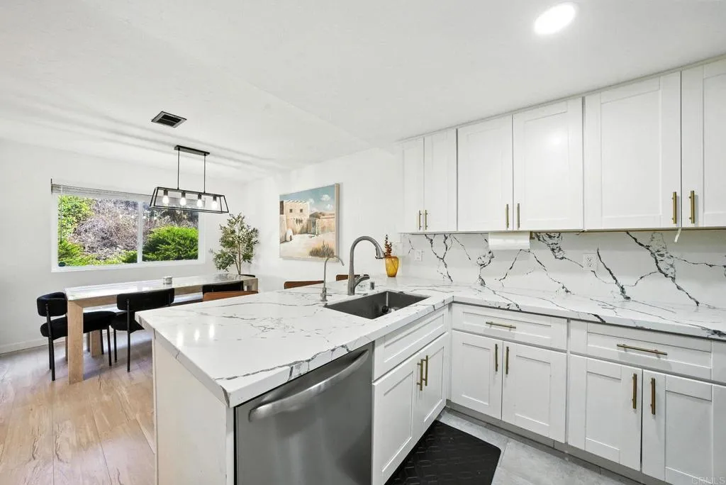 Photo #12: PTP2505456 Listing: Photo #12