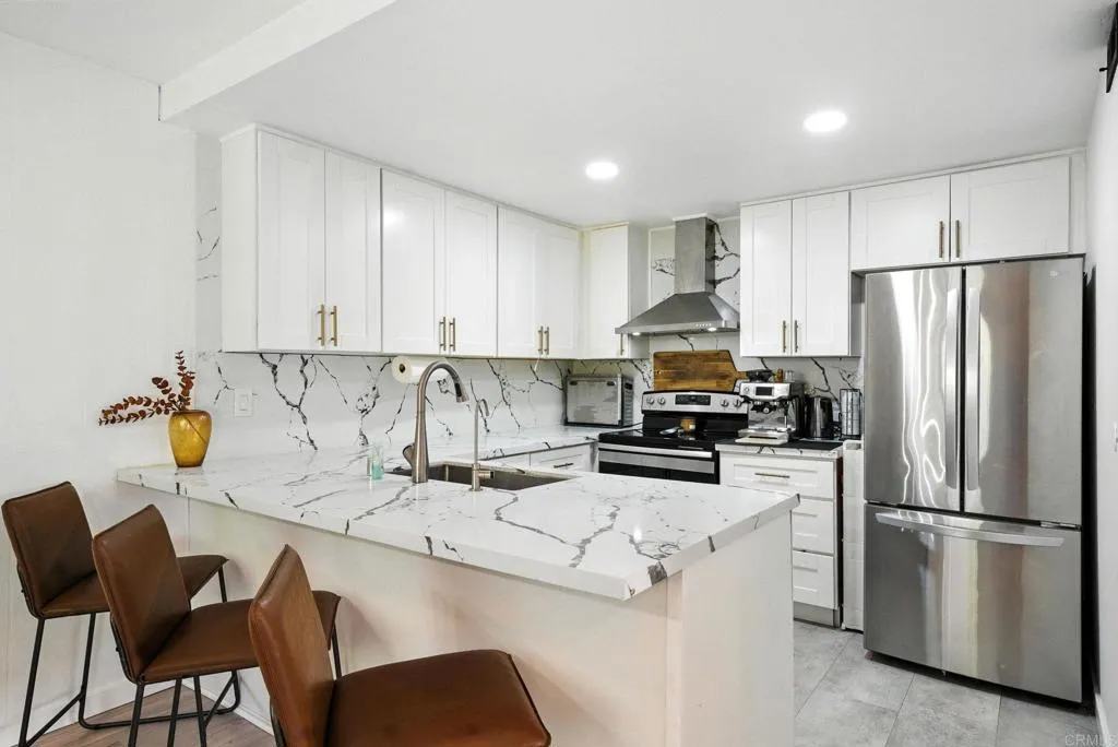 More Details about MLS # PTP2505456 : 7812 TOMMY DRIVE UNIT 19