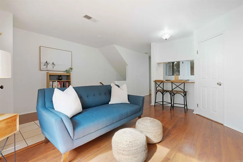 Photo #2: PTP2505457 Listing 