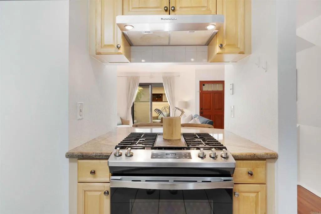 Photo #6: PTP2505457 Listing 