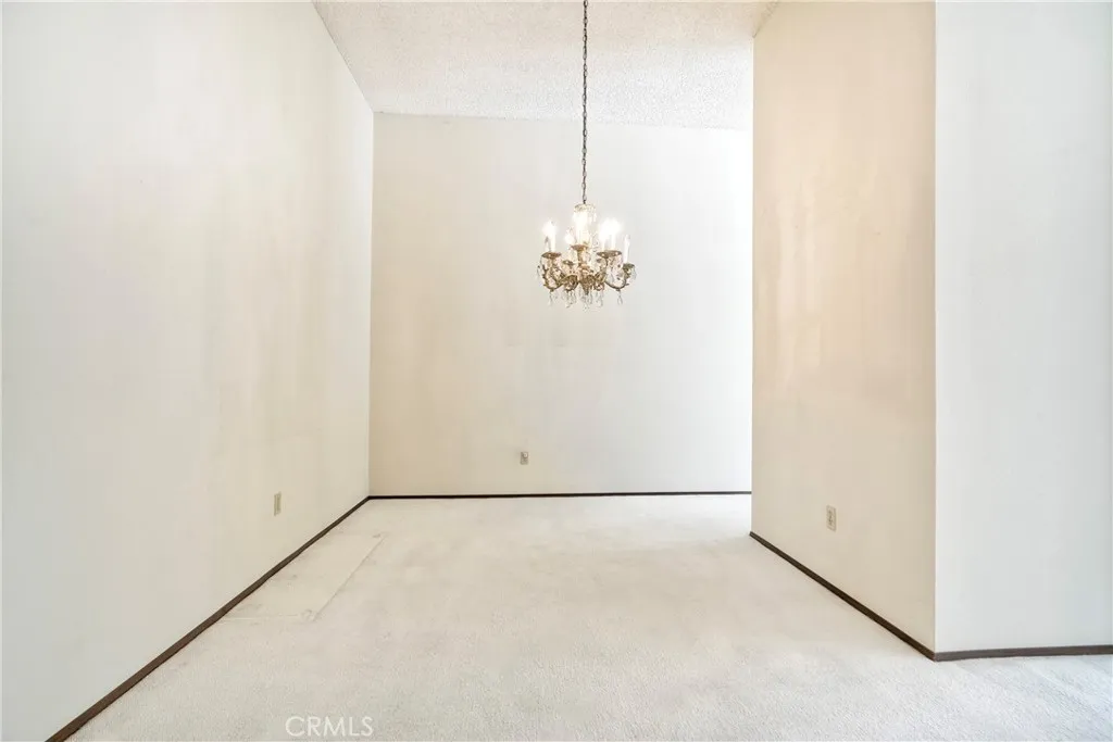 https://cdn.realtyfeed.com/cdn/127/306496146/a126db8cebe1db98a105e200227ea46e.webp