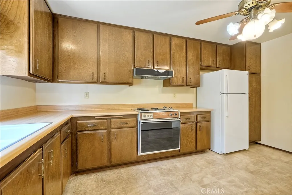 https://cdn.realtyfeed.com/cdn/127/306496146/eaf54342c9baab3c48ca9b7525862506.webp