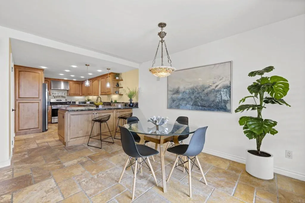 https://cdn.realtyfeed.com/cdn/127/306496180/35f2b3d3c235ab72d9ec74b884985f3c.webp