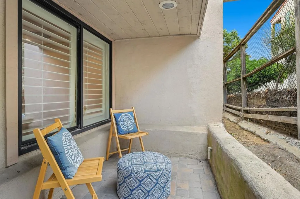 https://cdn.realtyfeed.com/cdn/127/306496180/940283fb8832089c132d062781a3cd02.webp