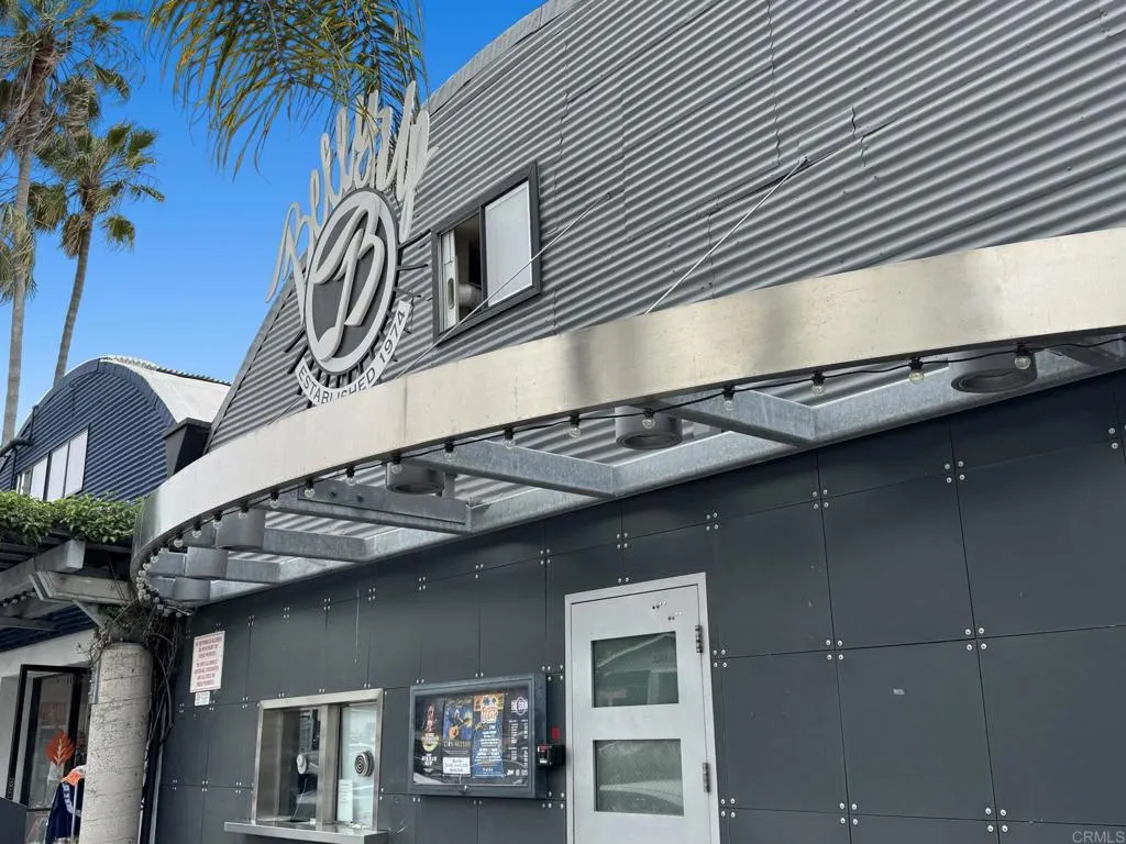 https://cdn.realtyfeed.com/cdn/127/306496180/d7eeda97c50274f5ebdeabbb515ba094.webp