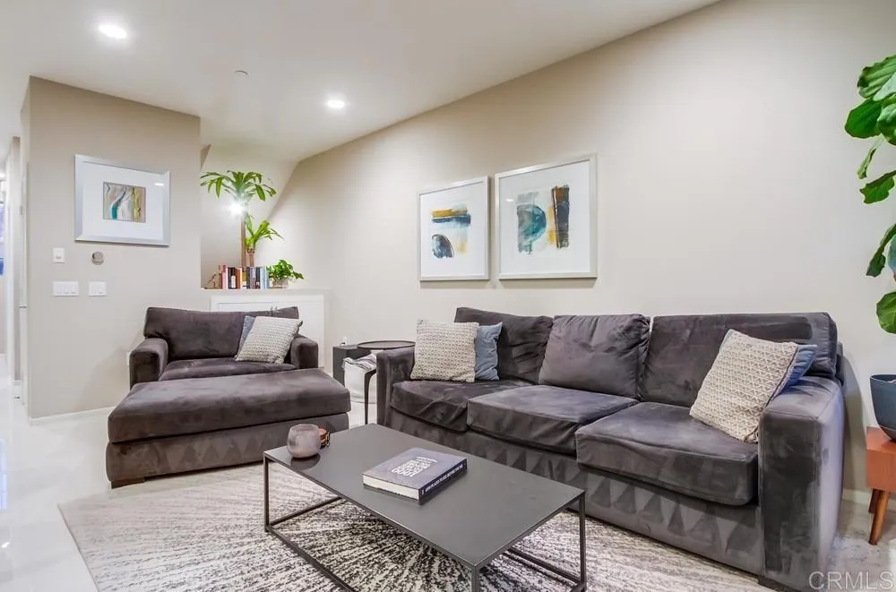 Photo #11: PTP2505461 Listing: Photo #11