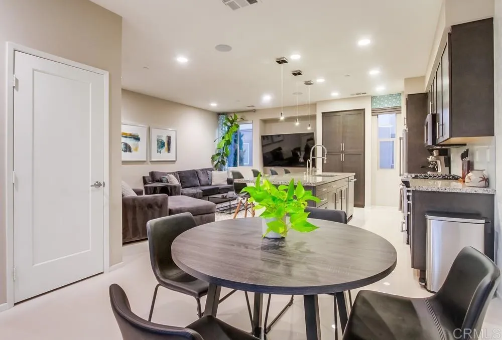 Photo #8: PTP2505461 Listing: Photo #8