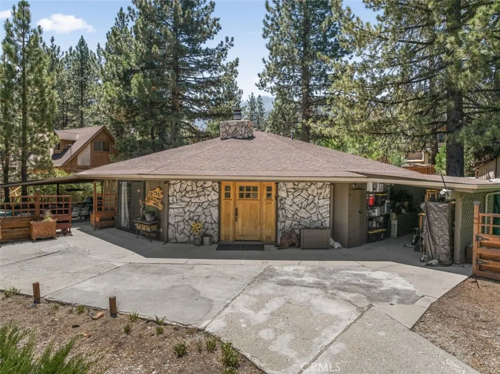 Pine Mountain Club, CA 93222