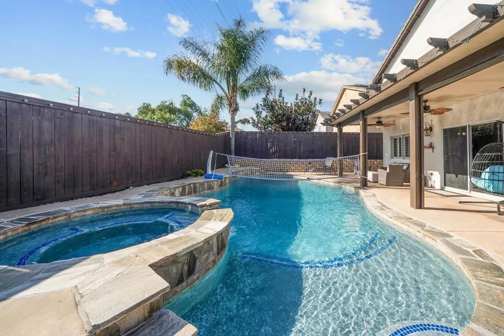 https://cdn.realtyfeed.com/cdn/127/306496382/9bbc583de2ea12584c2165bc162c4b49.webp