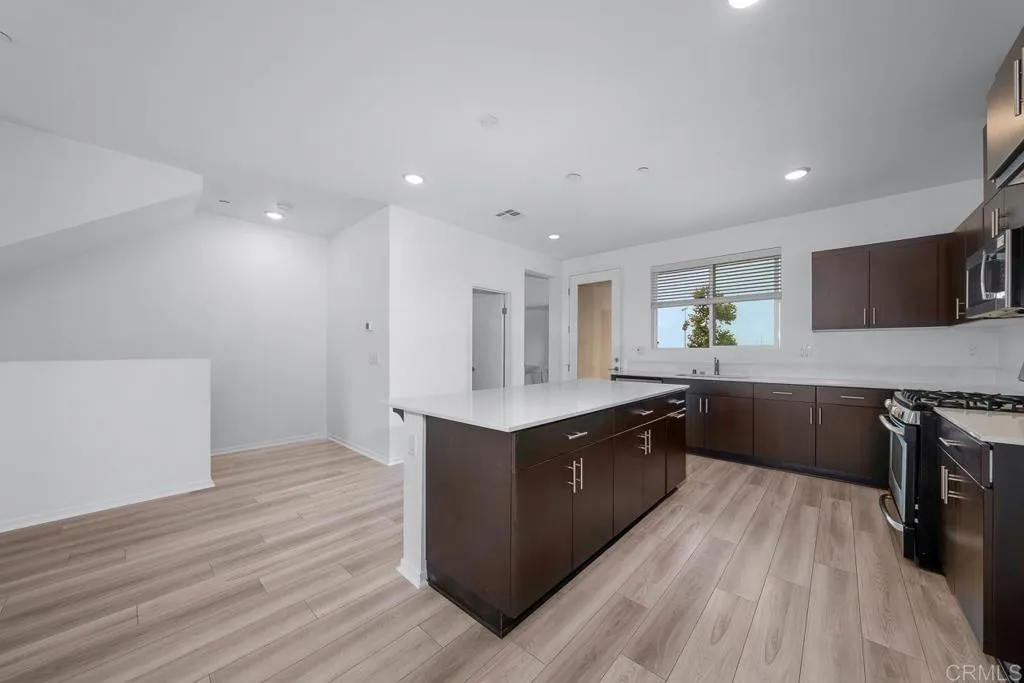 Photo #4: PTP2505468 Listing 