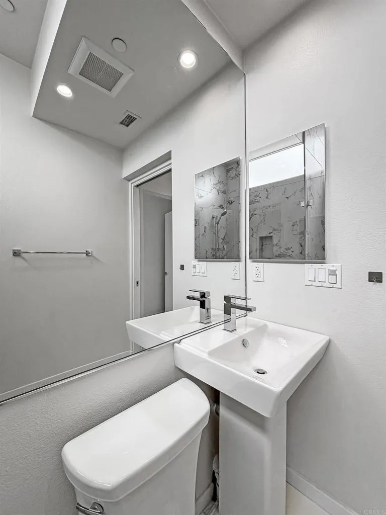 Photo #8: PTP2505470 Listing: Photo #8