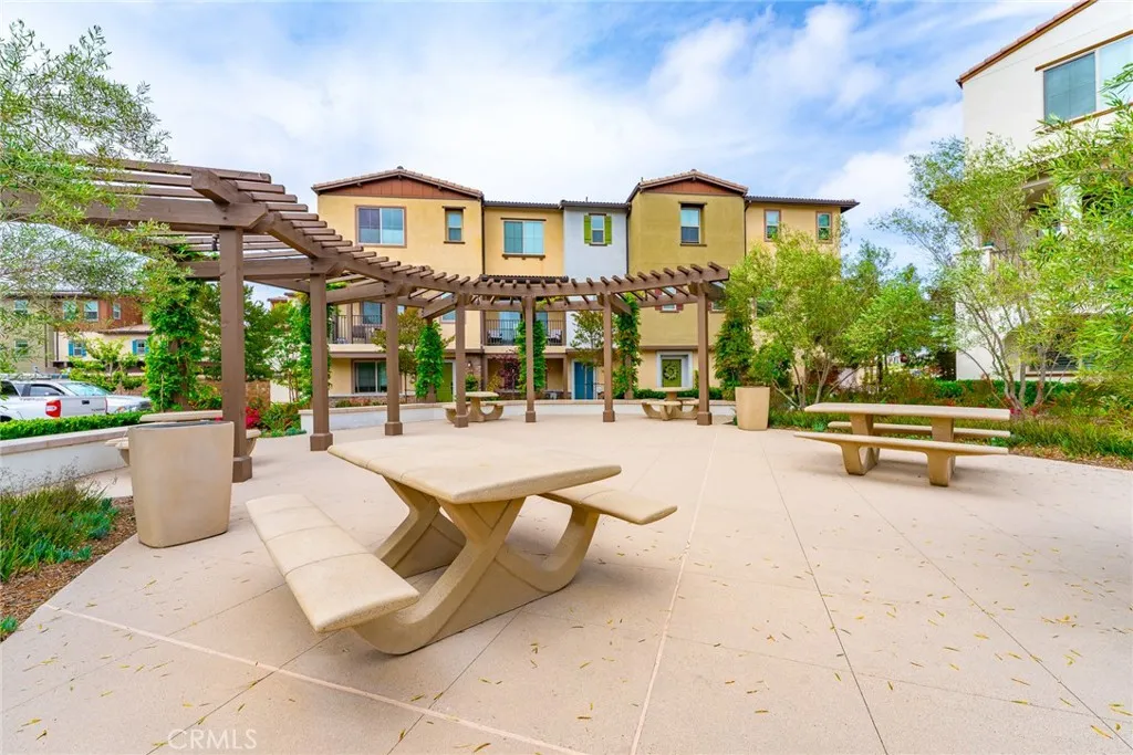 Photo #40: IG25158734 Listing: Photo #40