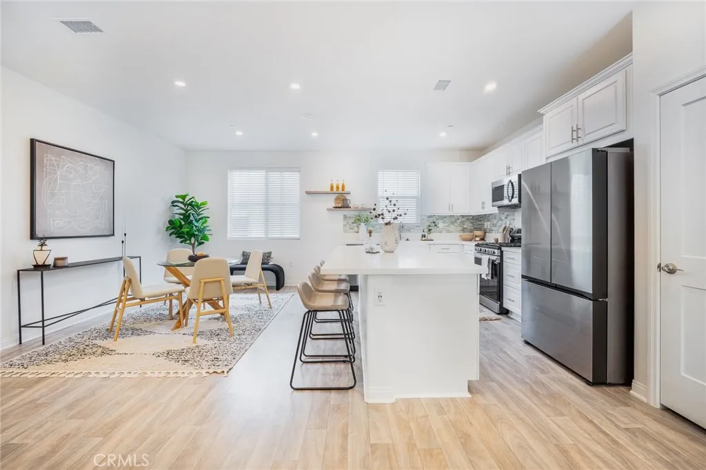 Photo #3: IG25158734 Listing 