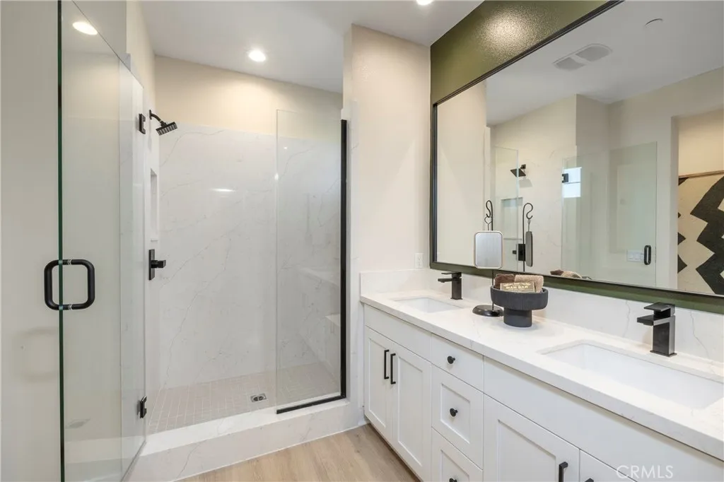 https://cdn.realtyfeed.com/cdn/127/306496574/814b71ec4a16a5703ddfae0f26199c8d.webp