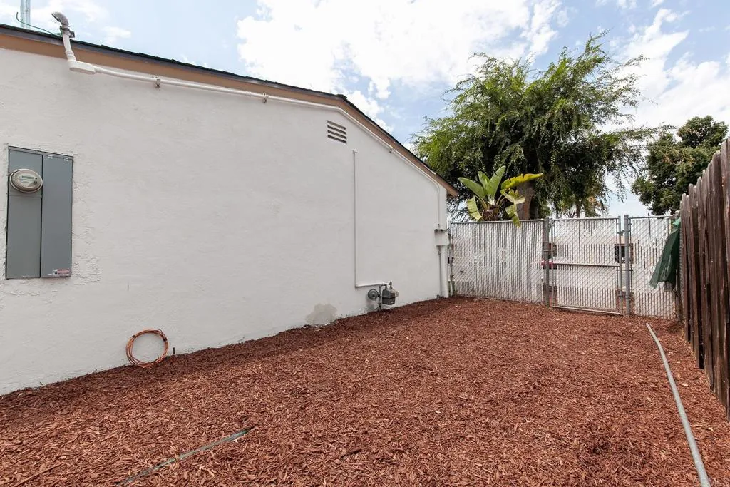 https://cdn.realtyfeed.com/cdn/127/306496577/2541b8057c69f624498da6ca84f9301c.webp