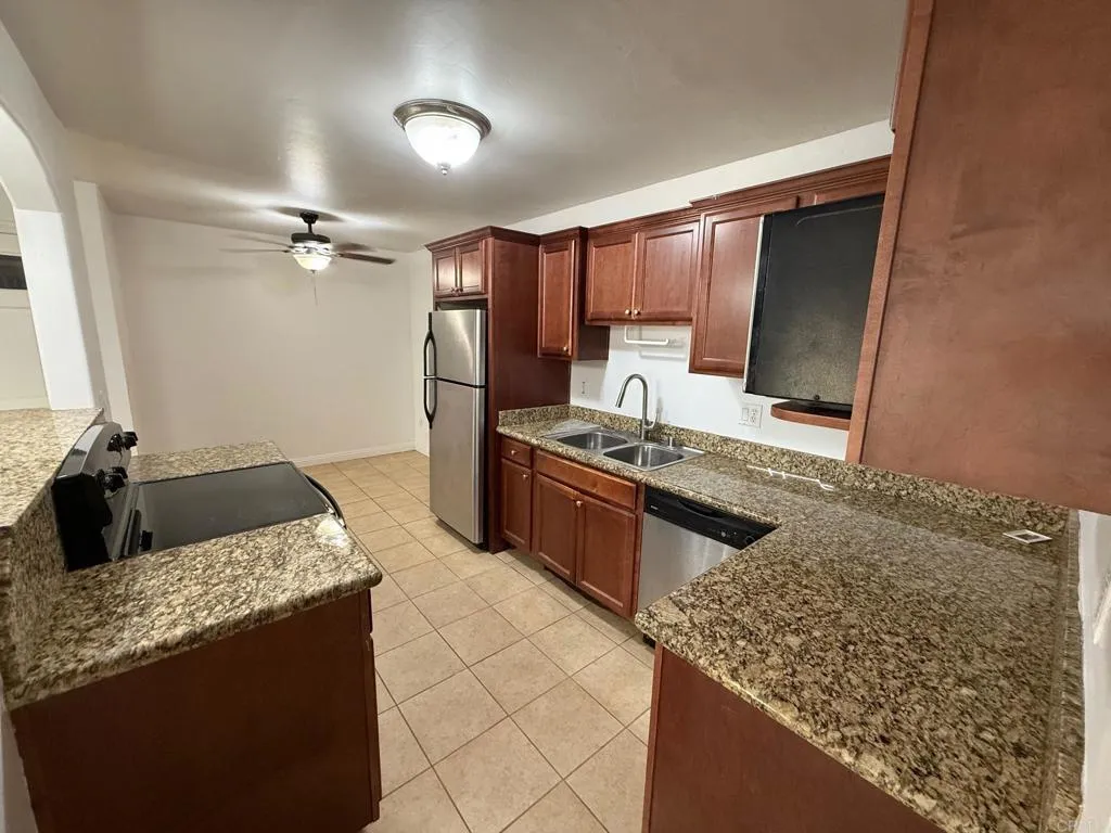 Photo #14: PTP2505475 Listing: Photo #14