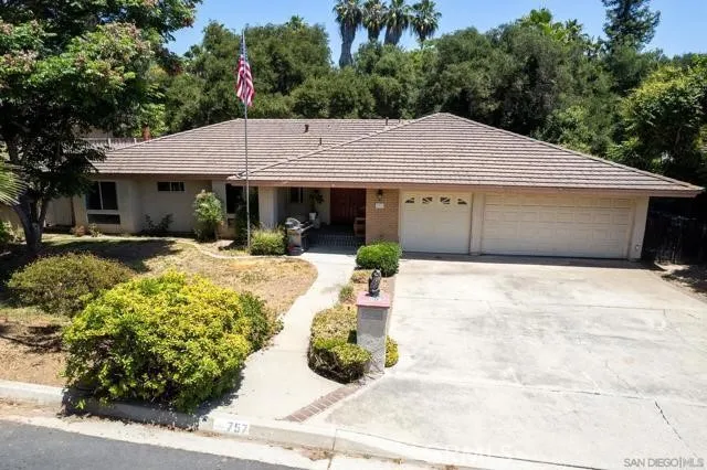 https://cdn.realtyfeed.com/cdn/127/306496685/0593a4e207aa16e5b7eea5aa4a2249e9.webp