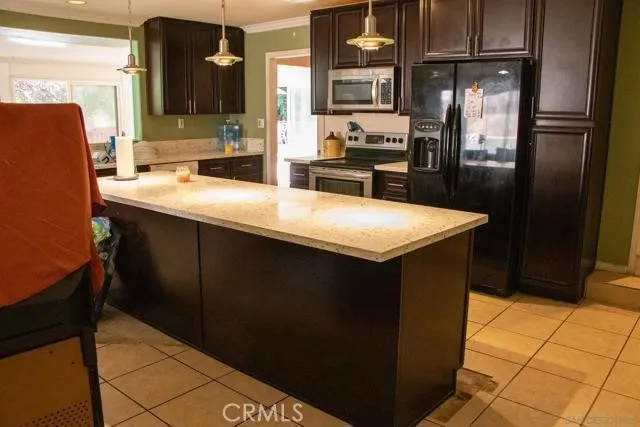 https://cdn.realtyfeed.com/cdn/127/306496685/2f293173bdff7233dbd1aab7872b751e.webp