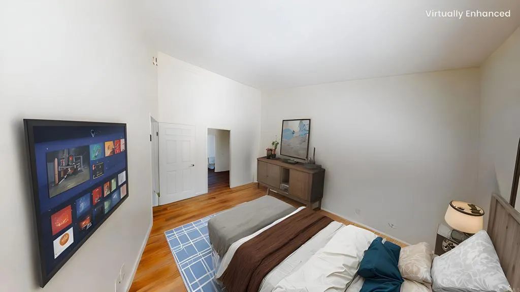 Photo #4: PTP2505477 Listing 