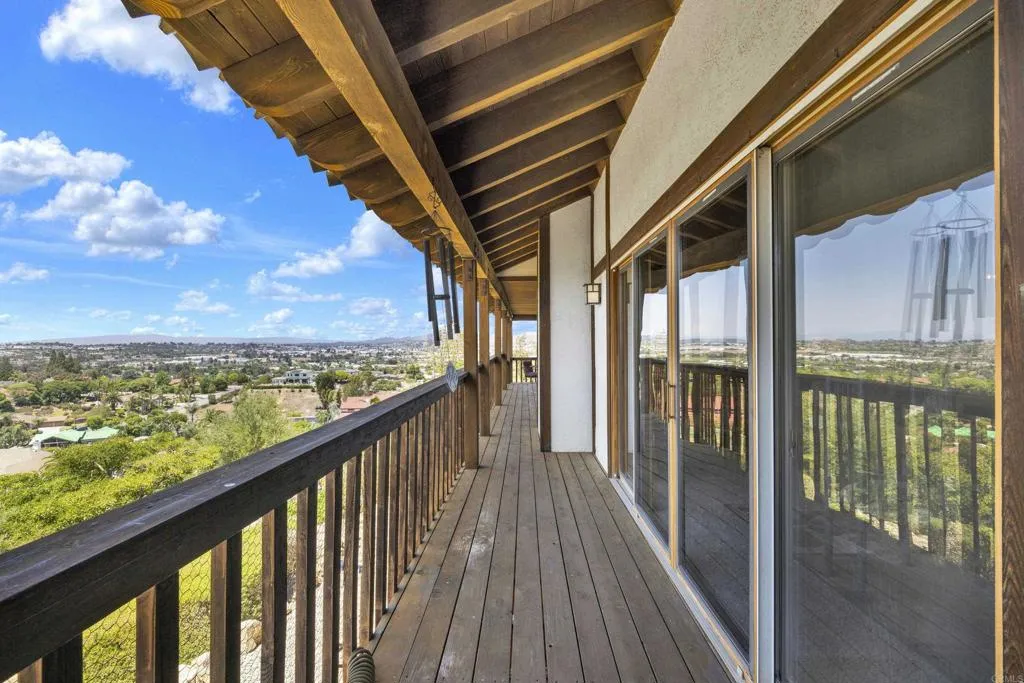 https://cdn.realtyfeed.com/cdn/127/306496776/859c3c9cbce387774a42666ac049c57e.webp
