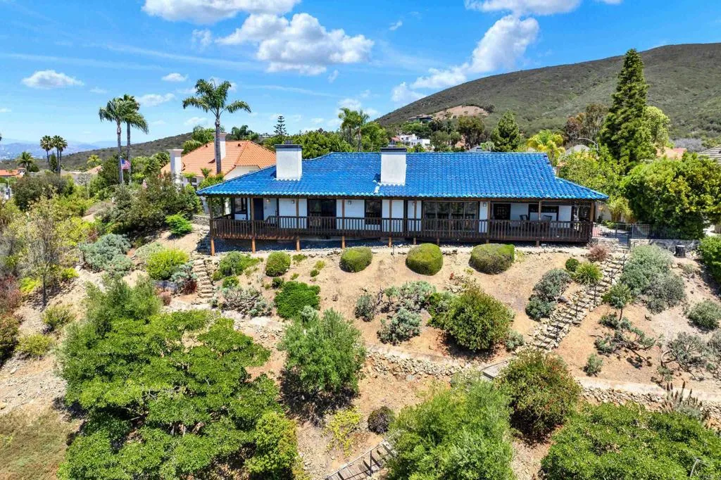 https://cdn.realtyfeed.com/cdn/127/306496776/add89bee1b9430bfe4b5355dcddc2a39.webp