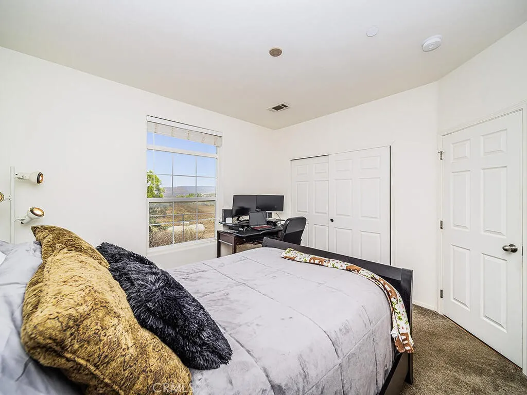 https://cdn.realtyfeed.com/cdn/127/306496838/1fac21197ac8ff00aeba1a8976685b34.webp