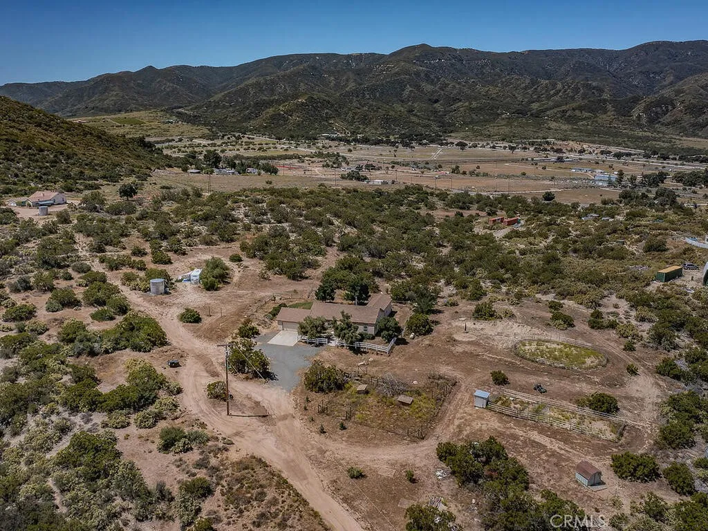 https://cdn.realtyfeed.com/cdn/127/306496838/c54d5aed0e1d78122e8e026e07ca54c9.webp
