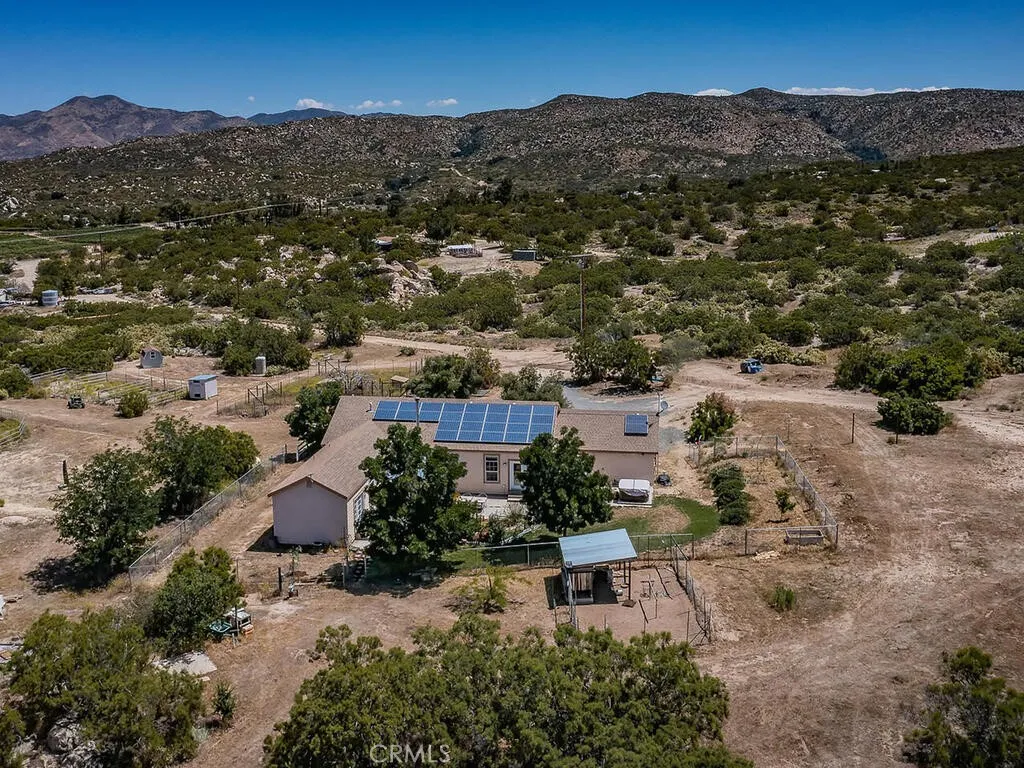 https://cdn.realtyfeed.com/cdn/127/306496838/e4fba6bc6450b29e588aeed81603039b.webp