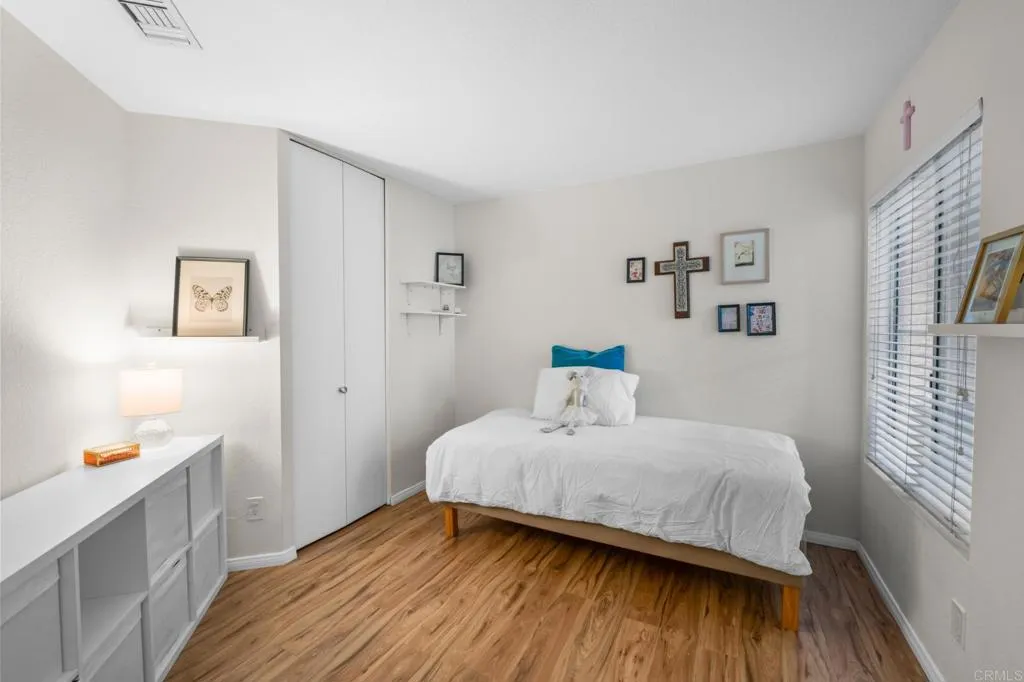 Photo #3: PTP2505479 Listing 