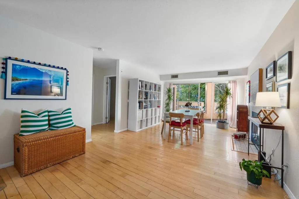 Photo #2: PTP2505479 Listing 
