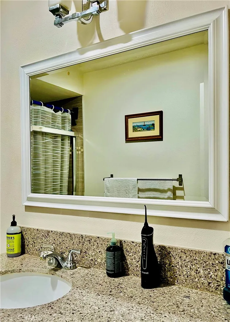 Photo #22: SW25162097 Listing: Photo #22