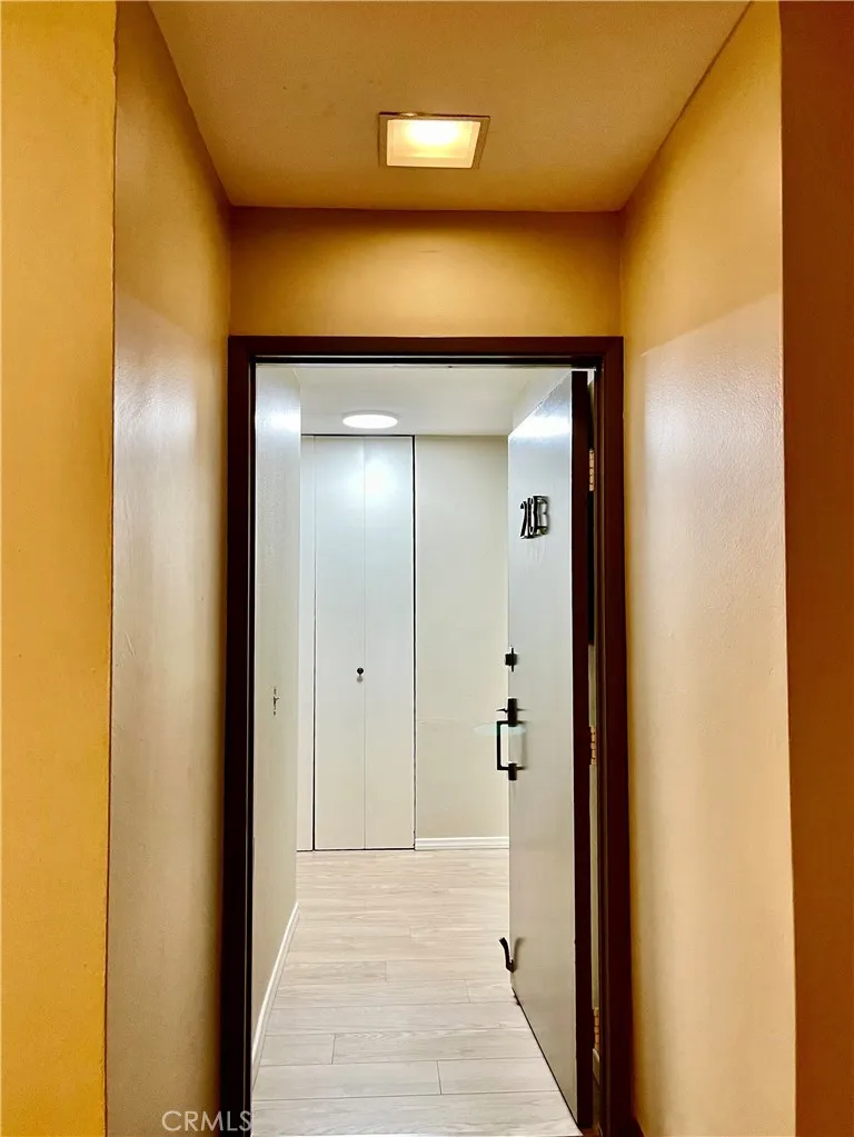 Photo #8: SW25162097 Listing: Photo #8