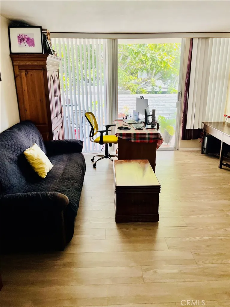 https://cdn.realtyfeed.com/cdn/127/306496921/a219691f6dbaa7080fdb98053e8404eb.webp