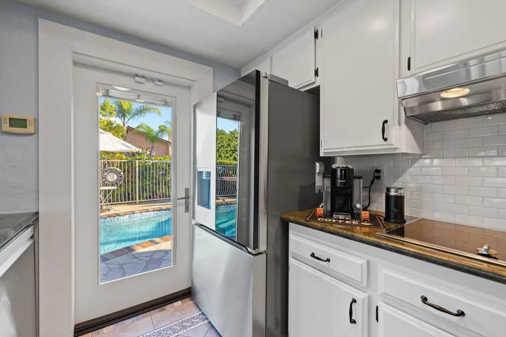 https://cdn.realtyfeed.com/cdn/127/306496970/caf38d599dc32a38c812b70f03764d5d.webp
