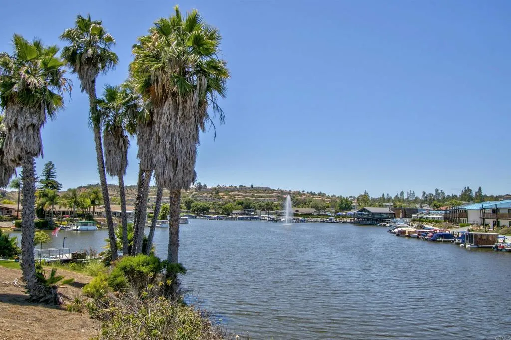 https://cdn.realtyfeed.com/cdn/127/306497088/04aadf9cada0645bd5482f70724f859e.webp