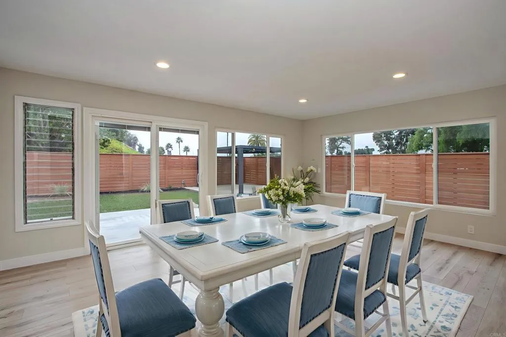 https://cdn.realtyfeed.com/cdn/127/306497088/ca52075929ba004f9768cbb1138a31c7.webp