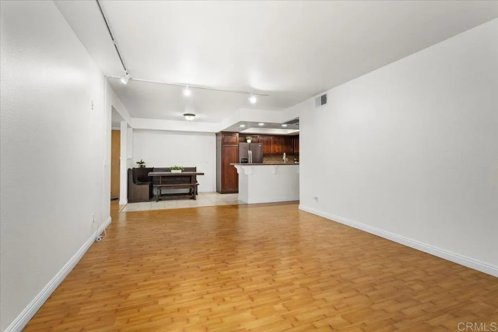 Photo #9: PTP2505488 Listing: Photo #9