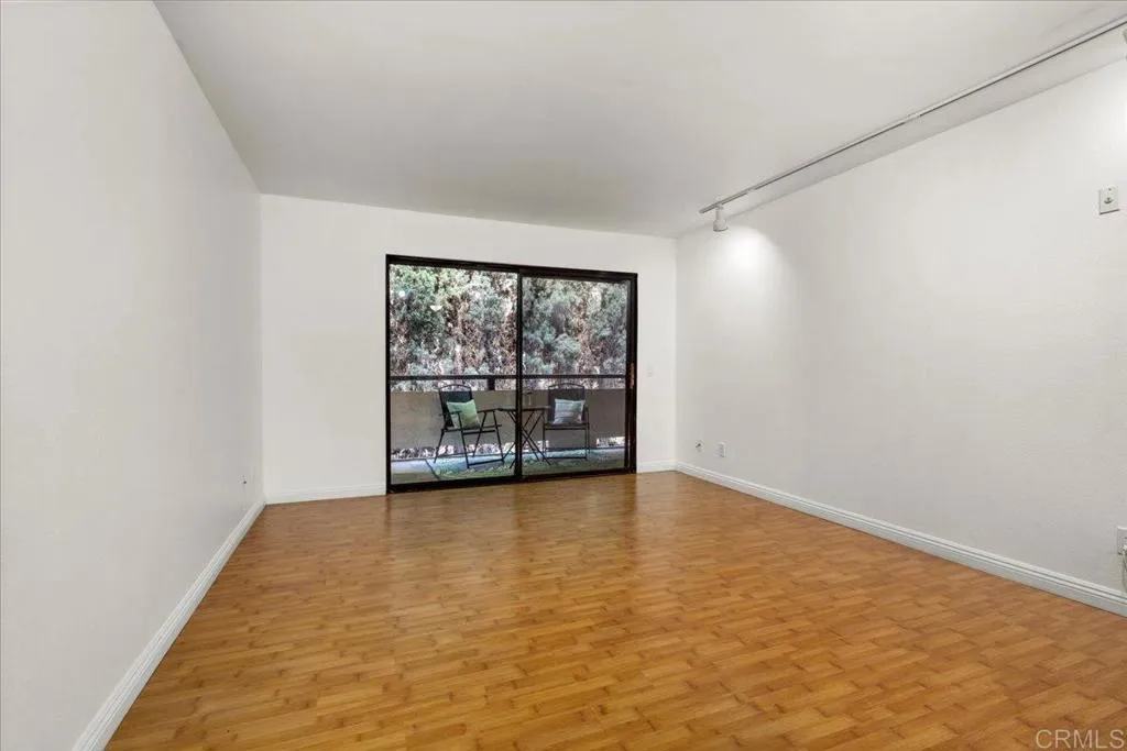 Photo #10: PTP2505488 Listing: Photo #10